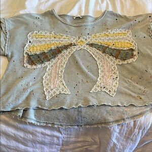 Women’s Bow Accent Shirt